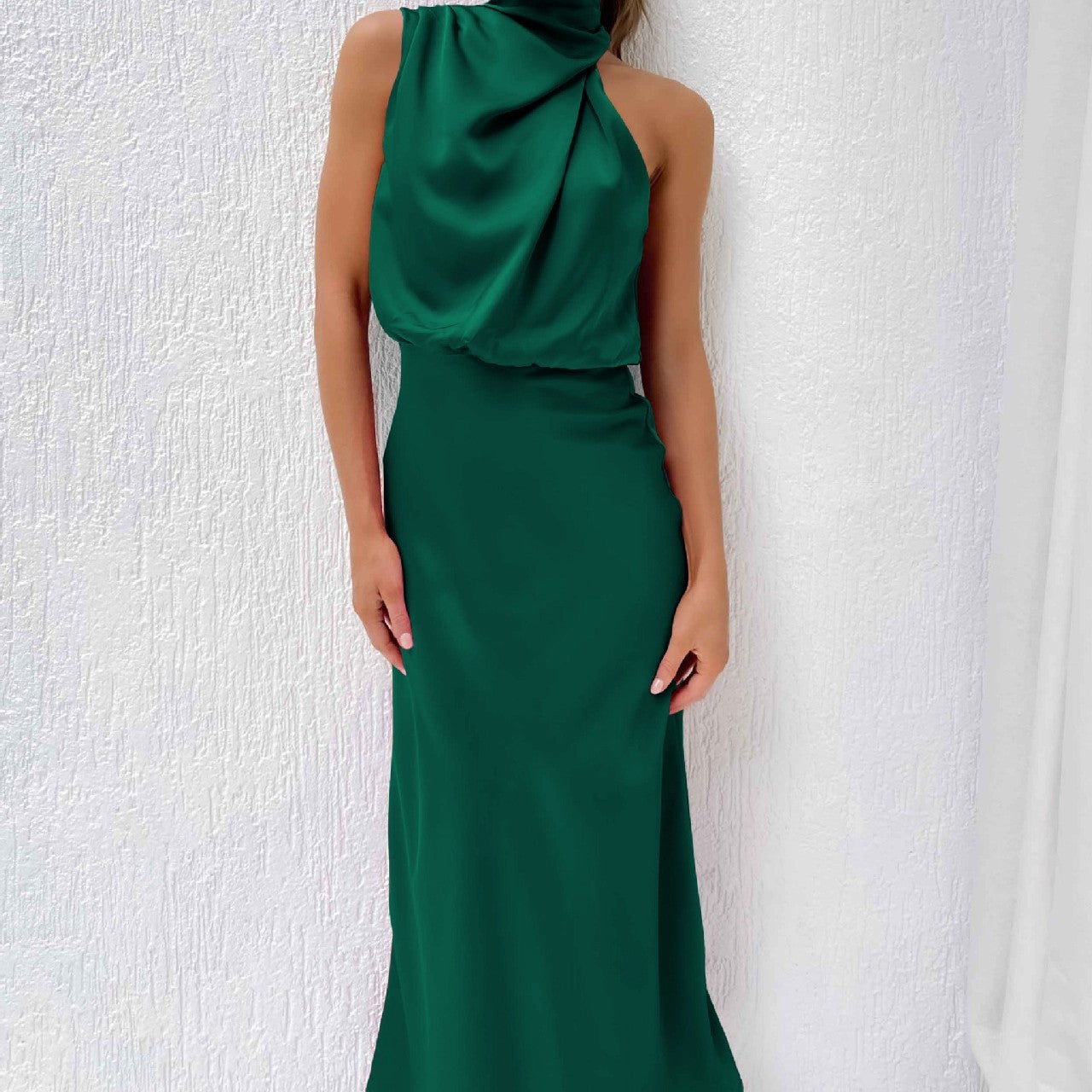 Lurette Sleeveless Party Dress